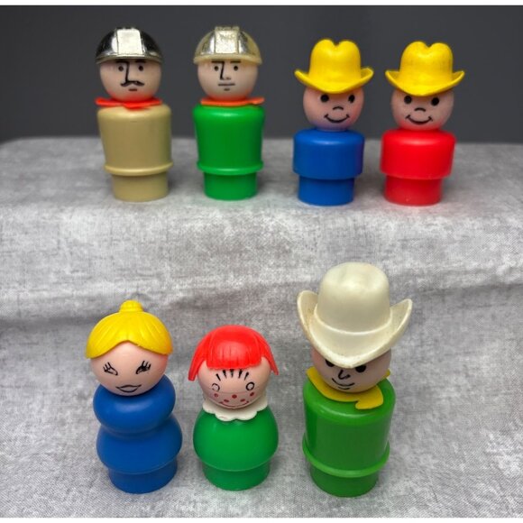 Fisher Price Little People Figures Set of 7 Toys Vintage 1960s - Picture 1 of 8